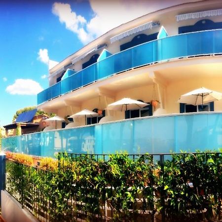 Apartamentos Petit Blau Peguera Luaran gambar